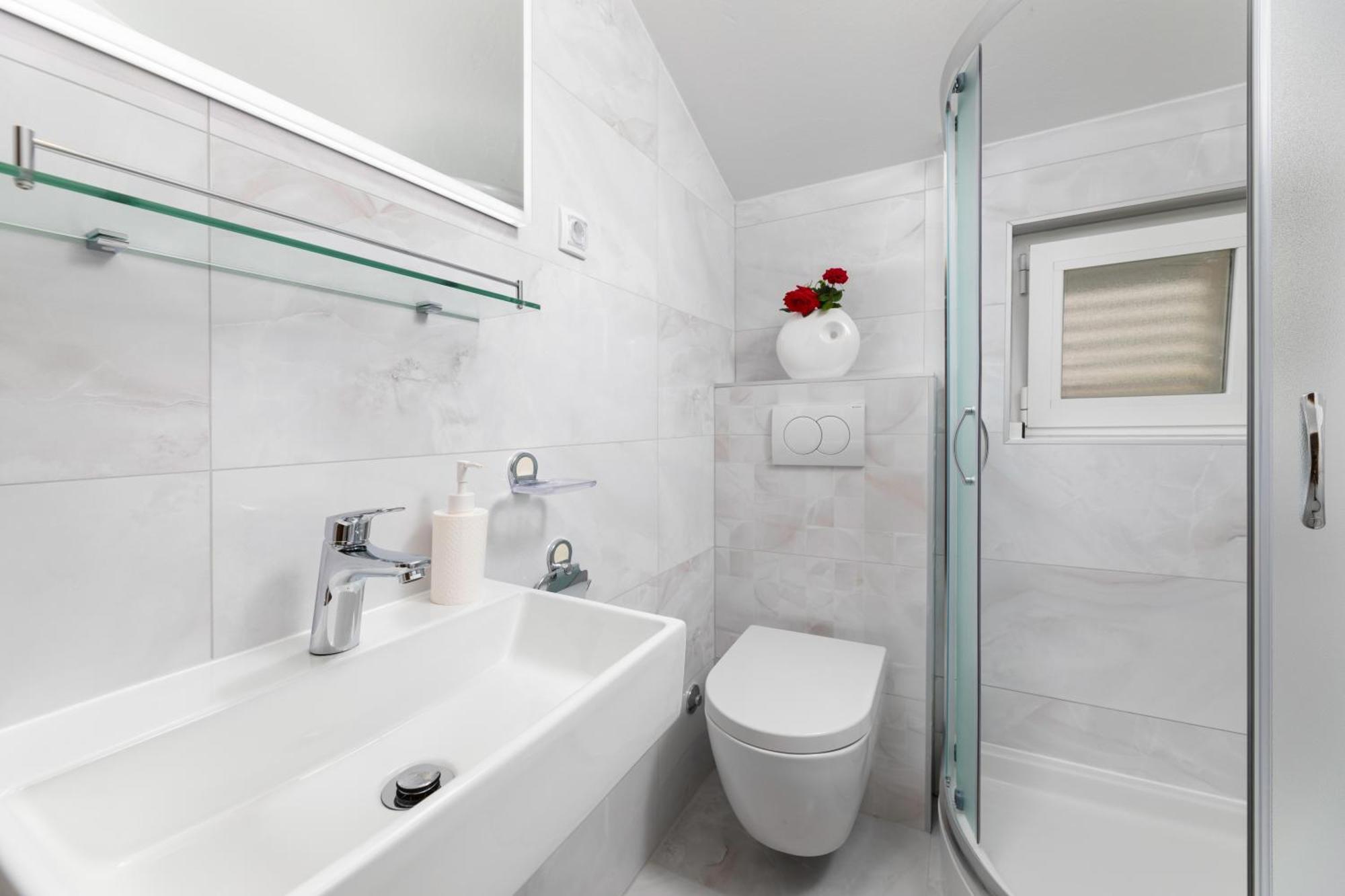 Apartments Lucija 2 Башка Екстер'єр фото