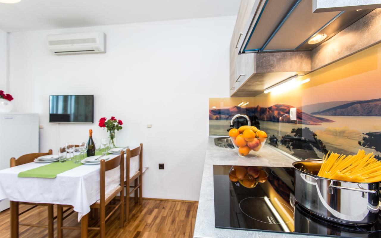Apartments Lucija 2 Башка Екстер'єр фото