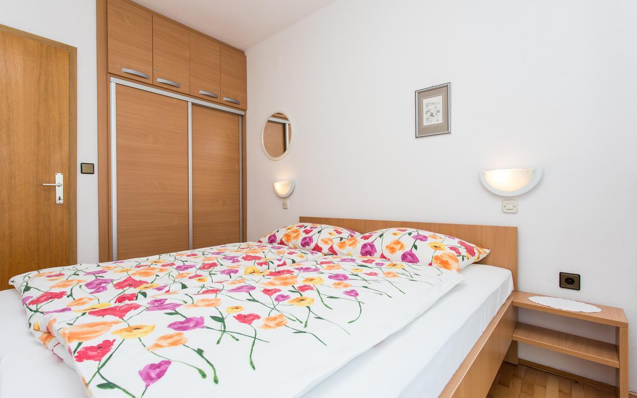 Apartments Lucija 2 Башка Екстер'єр фото